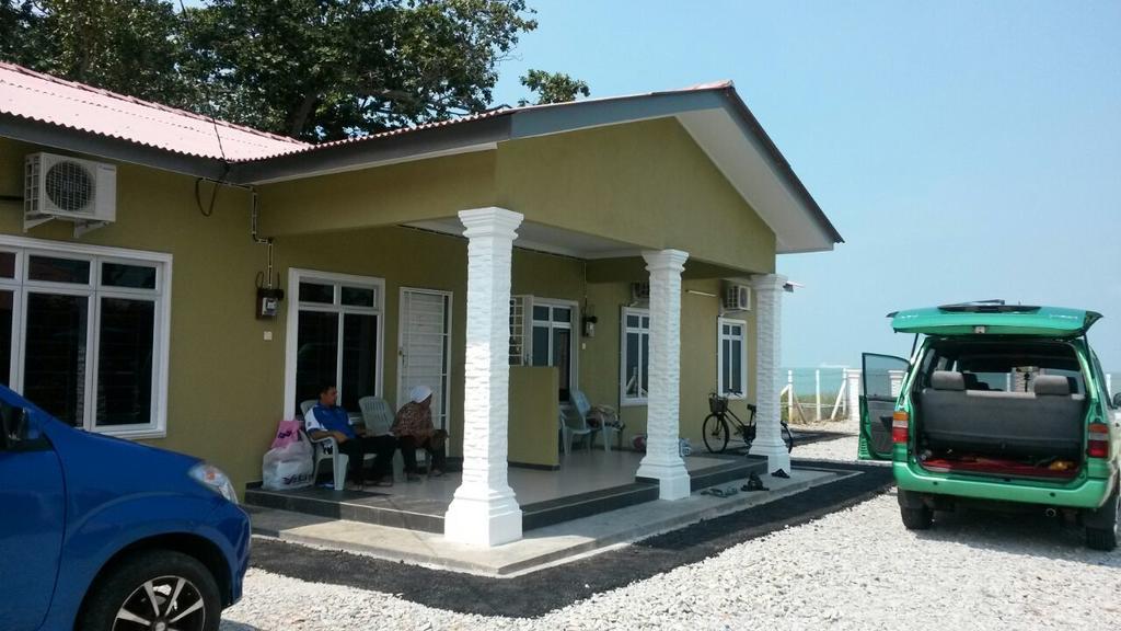 D'Pantai Homestay Kuala Sg. Baru Malacca Extérieur photo